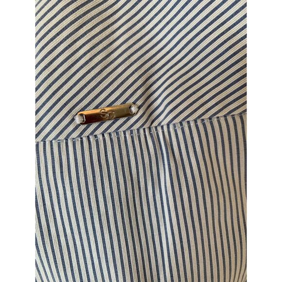 SC & Co Skort size medium blue and white pin stripes - Picture 2 of 9